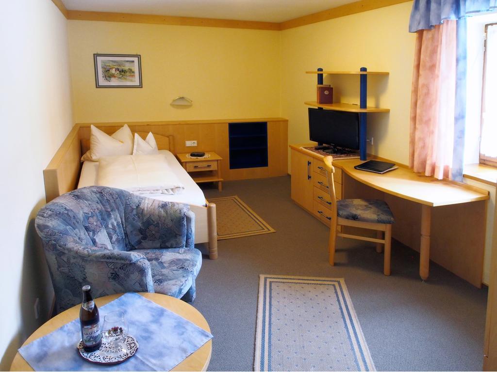 Giglerhof Apartman Bad Birnbach Szoba fotó